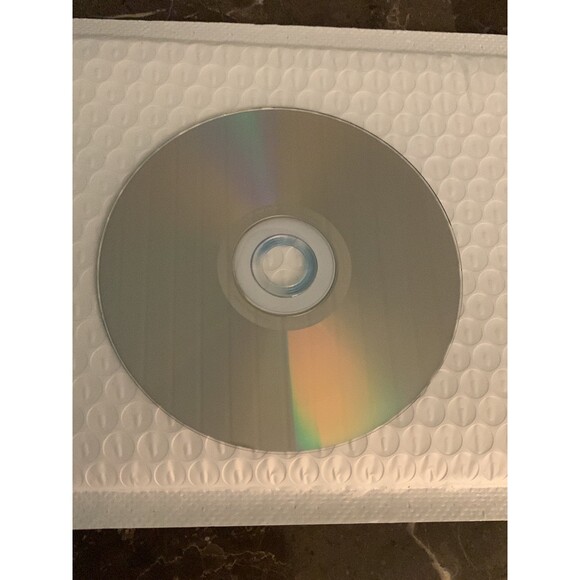 Walt Disney Valiant DVD - Picture 4 of 4